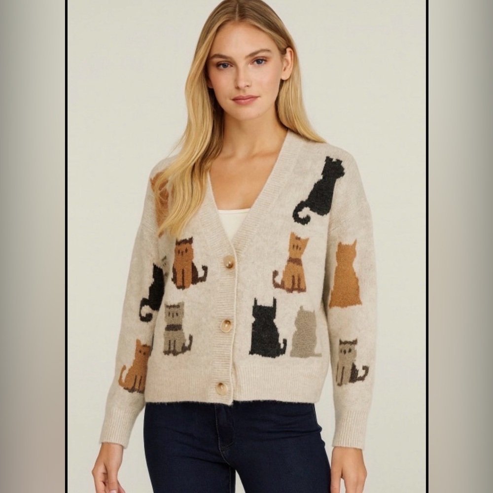 Cat Patterned Cardigan Sweater new with tags